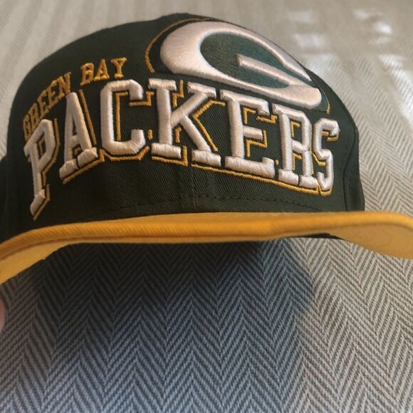 NFL GREEN Bay Packers cap. New Era 9 fifty SnapBack RN 11493, CA 40289 USED - Picture 8 of 8